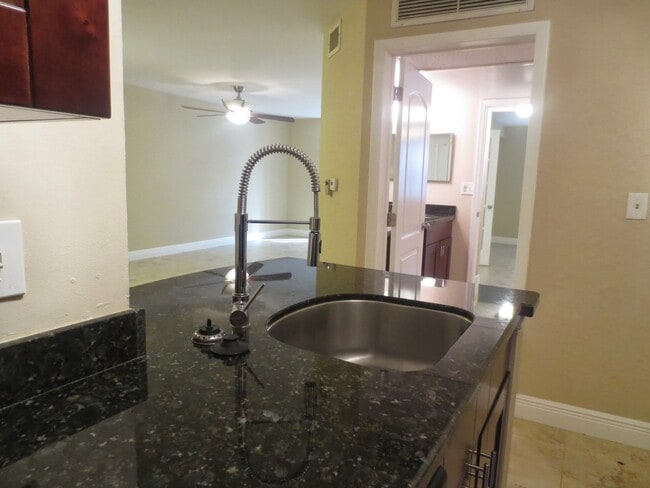 Photo - 2871 N Oakland Forest Dr