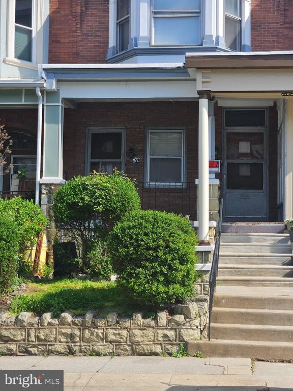 Photo - 5325 Webster St