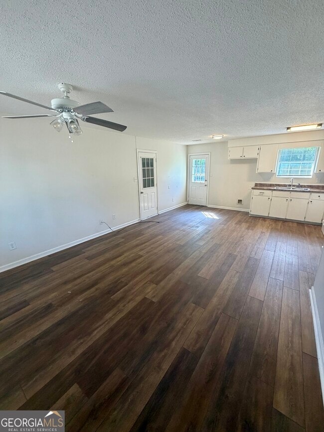 Photo - 86 Christopher Cir