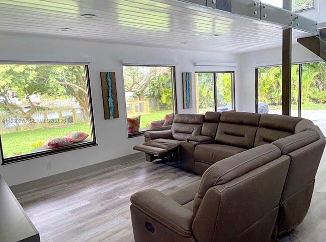 Photo - 4311 SW 31st Dr