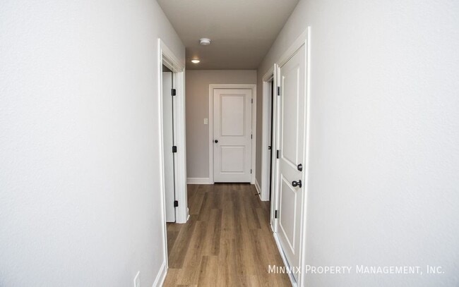 Photo - 2548 137th St House