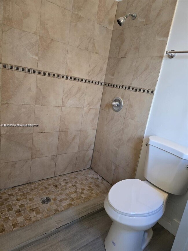 Photo - 1245 NE 110th Terrace Unidad 2