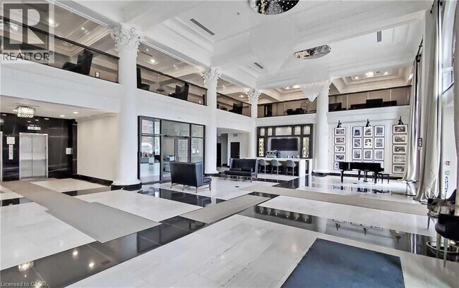 Photo - 112 King St E Unit 1112