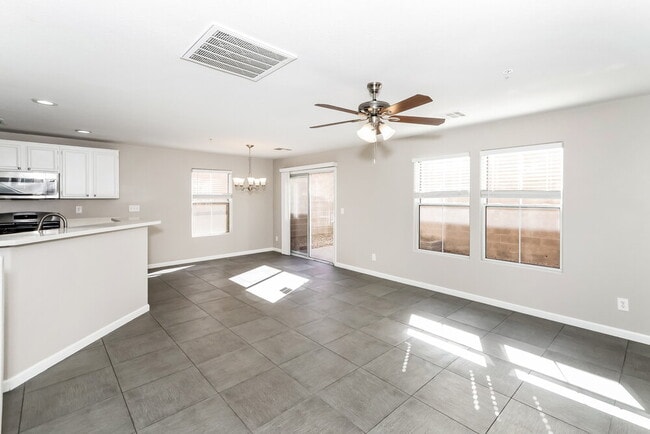 Photo - 151 Desert Pond Ave