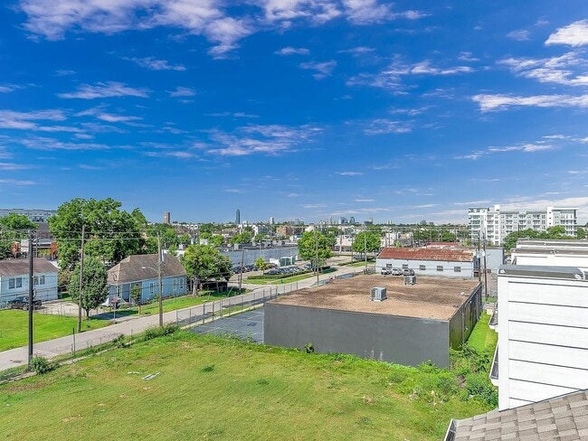 Photo - 4609 Nett St Unit B