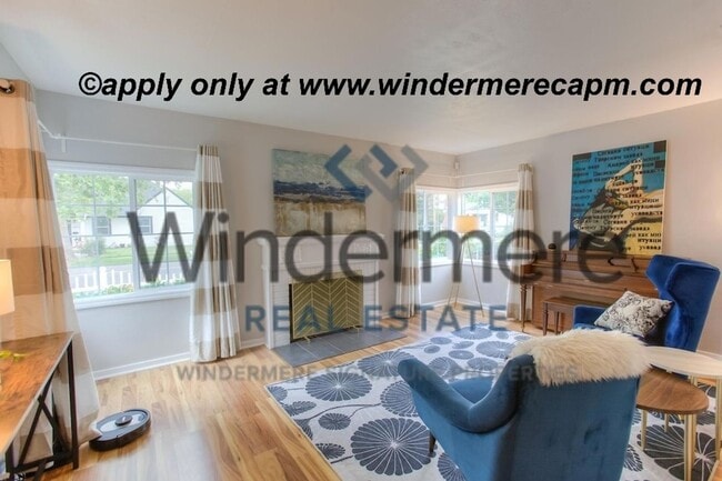 Photo - Charming Updated Home in Desirable Colonial Heights – Prime Location!