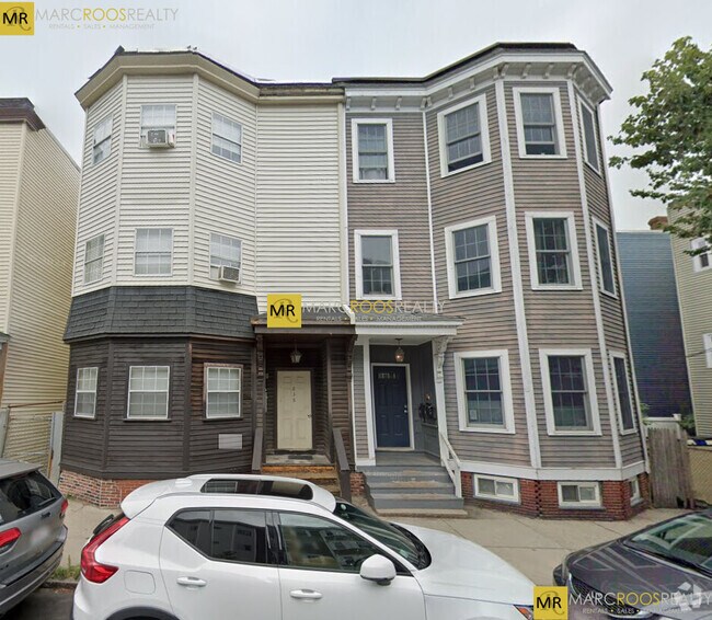 Building Photo - 838 E 2nd St Rental