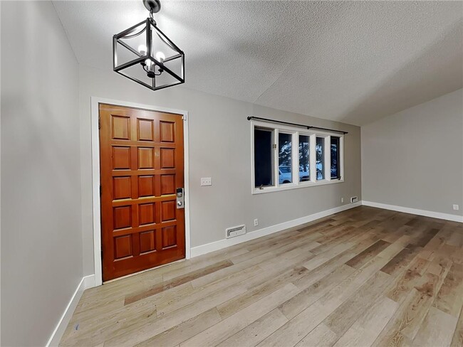 Photo - 8140 49th Ave N