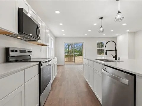 Building Photo - 3304 W Alvina Ave Rental