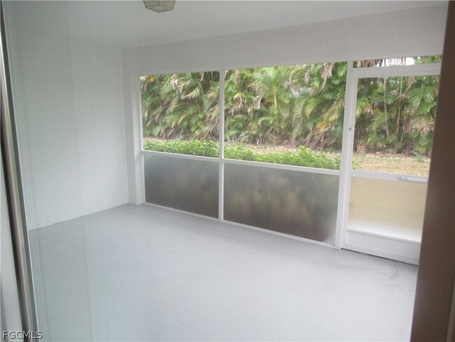 Photo - 926 SE 8th St