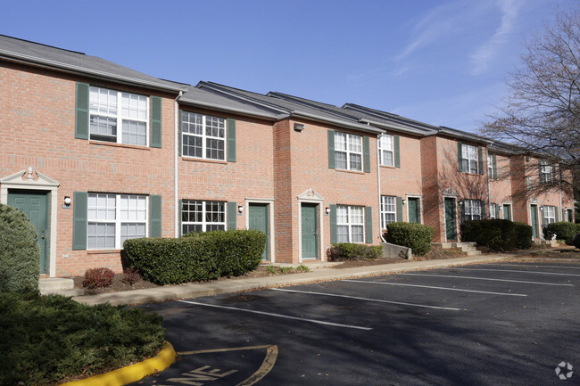 Building Photo - Hideaway Townhomes