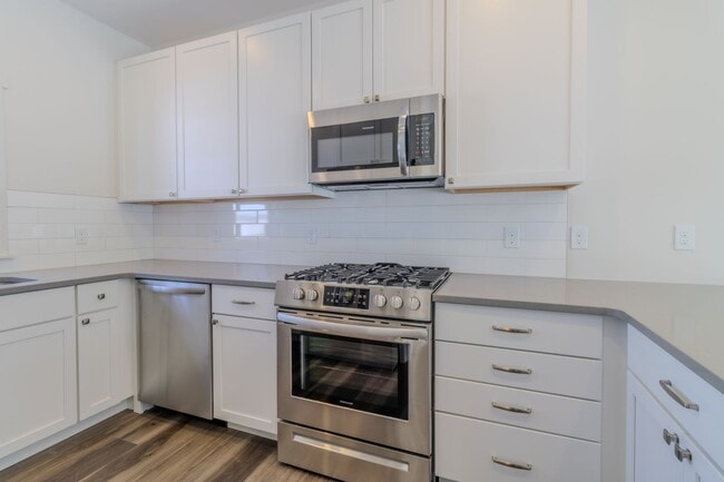 Photo - 1548 Simsbury St Unit ZO- Simsbury St. 1548-2
