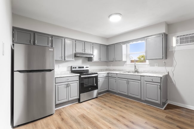 Photo - 324 State St Unit 2