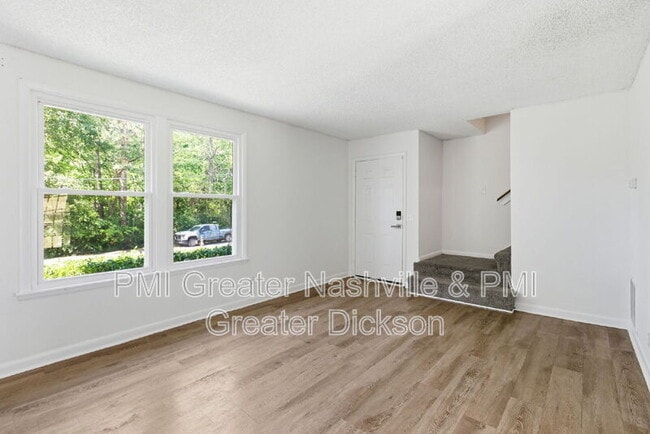 Photo - 704 McPherson Dr