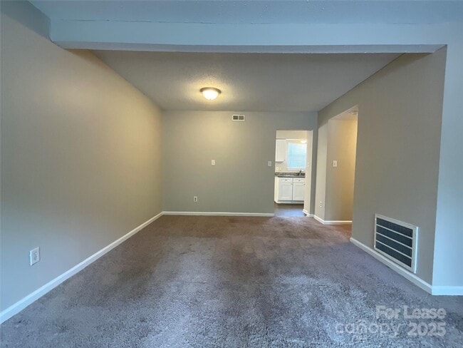 Photo - 8913 Hunter Ridge Dr