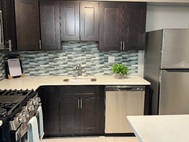 Photo - 2732 Island Ave Unit A