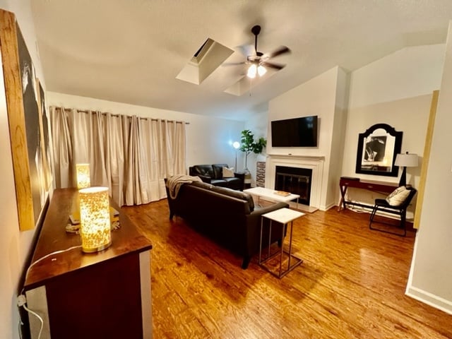 Building Photo - 1413 Willow Crossing Dr Rental