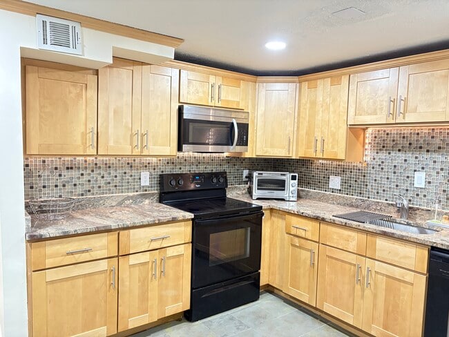 Photo - 1229 Girard St NW Unidad Lower