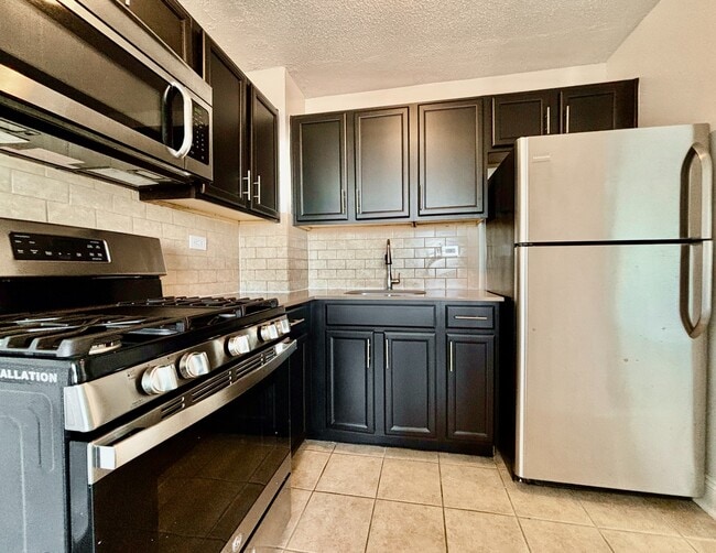 Photo - 3333 Broadway Unit D19F