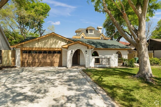 Building Photo - 11219 Sagewood Dr Rental