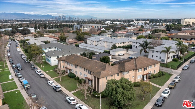 Photo - 4086 Abourne Rd Unit A