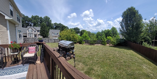 Photo - 2 Dansford Ln