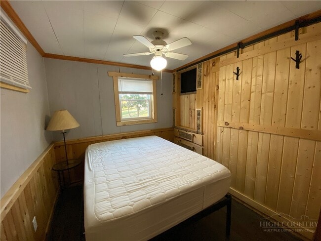 Photo - 143 Ridge Crest Dr