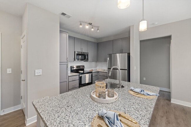 Building Photo - The Marlowe Lake Boone Rental