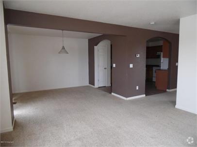 Building Photo - 3 bedroom, 2.5 bath 1,552 sqft. Rental