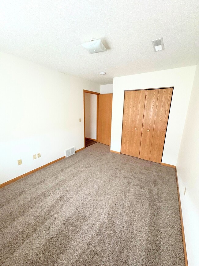 Photo - Valleyside Townhomes