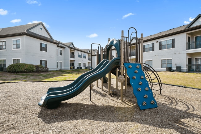 Champion Townhomes on the Green