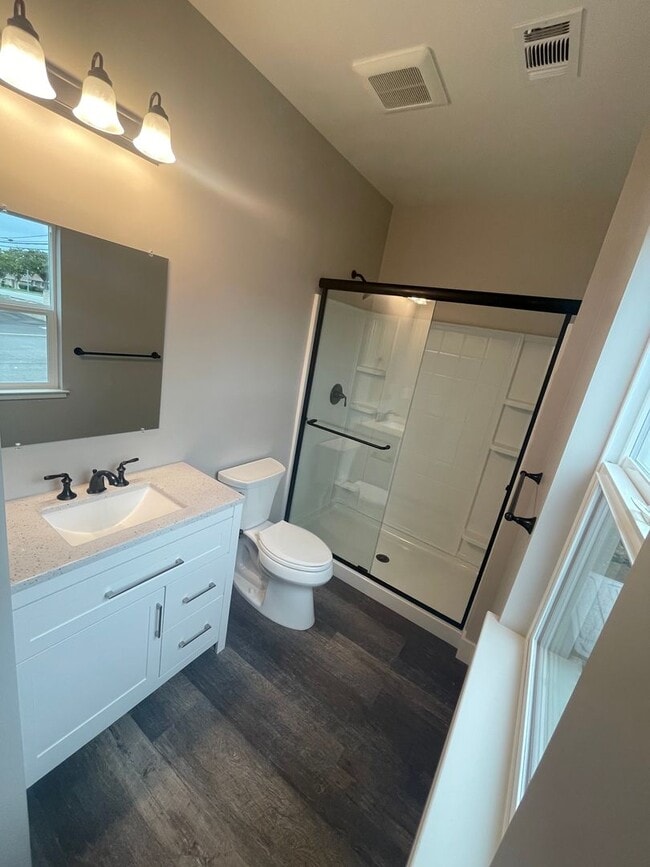 Photo - 2 Bedroom, 2 Bathroom ADU Unit 1580-200