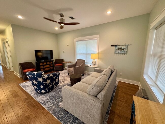 Photo - 174 Sawyer Ln