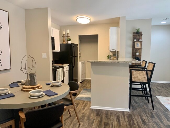 Photo - Rise at Signal Mountain Apartments