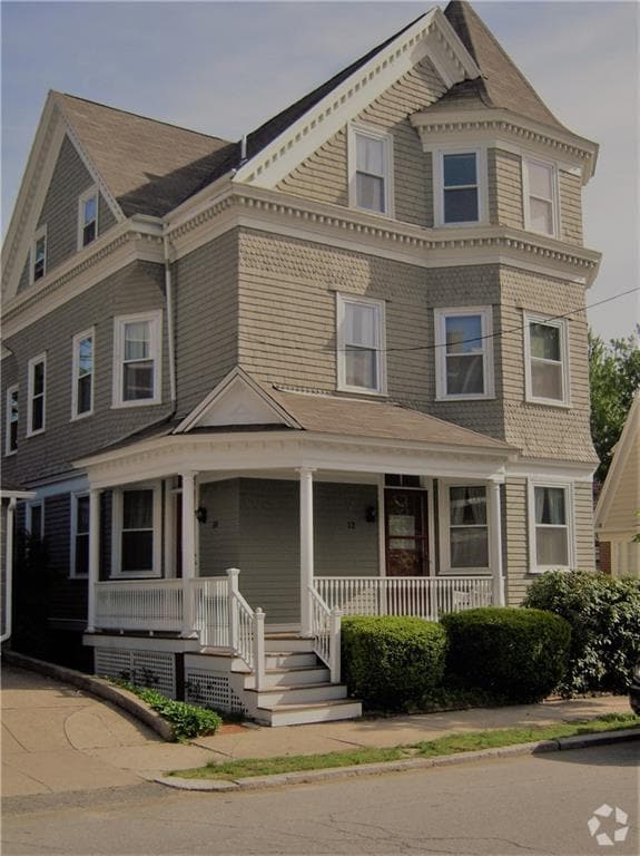 Building Photo - 12-12 Adelphi Ave Unit 2 Rental