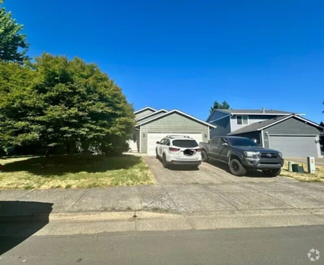 Building Photo - single level house