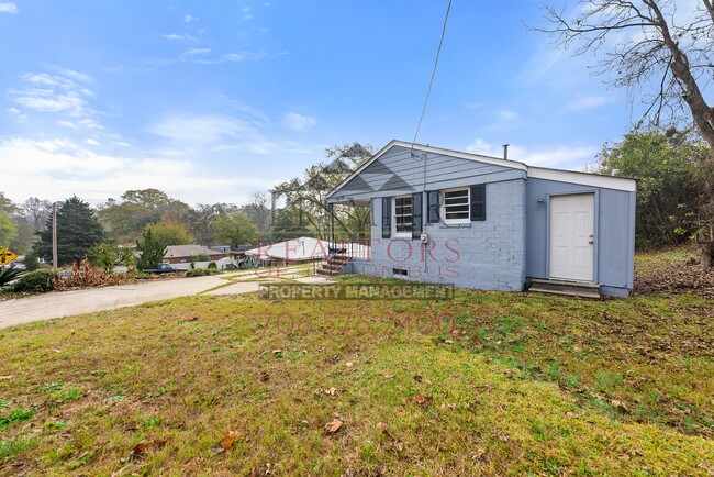 Photo - 3322 10th St