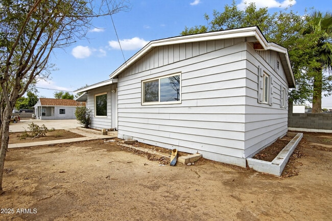Photo - 1410 S 24th Ave