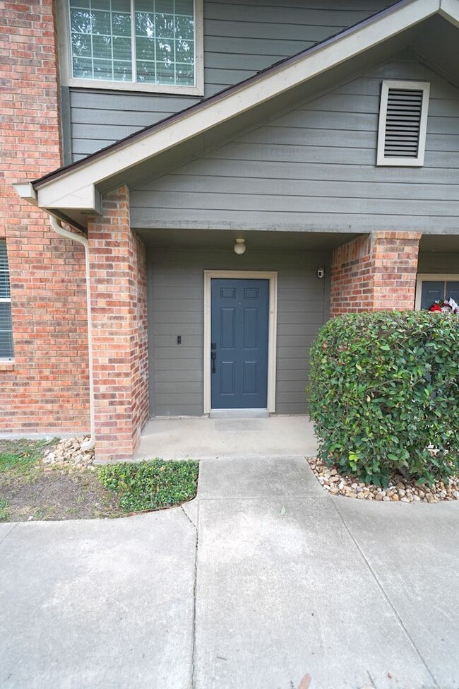 68 Chapel Hill Cir