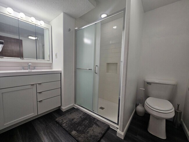 Photo - 2 Bedroom 2 Bath Corner Lot, In Small Town Fairfax