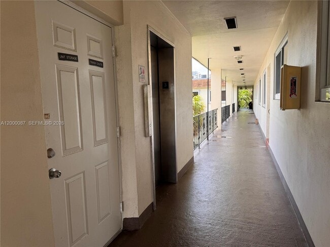 Photo - 2210 Taylor St Unit 305