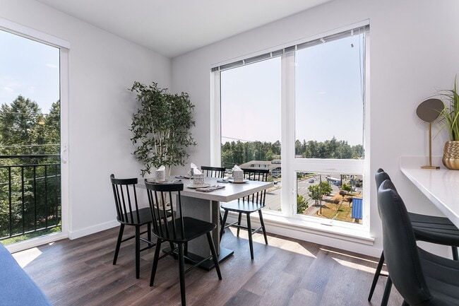 Photo - The Vantage - Bellingham's Premier Apartment Building