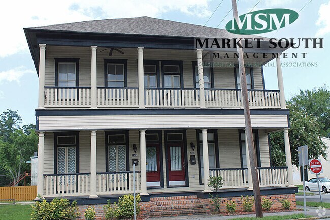 Building Photo - NEWLY RENOVATED 3 BEDROOM ON HABERSHAM/ E32 Rental