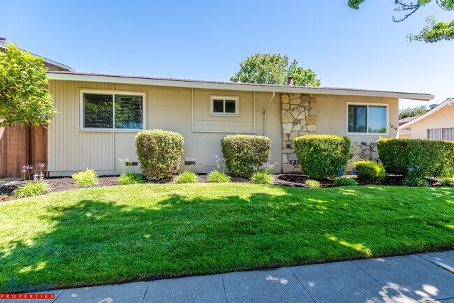 Photo - 1815 Bucknall Rd Unit 2