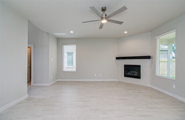 Photo - 15723 Telge Rd