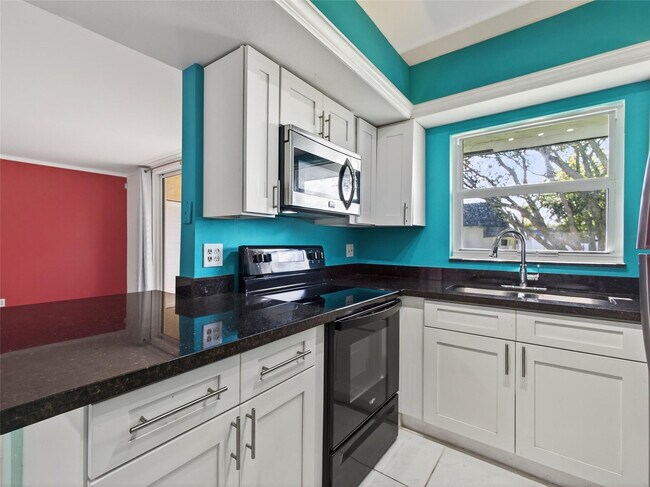 Photo - 8400 W Sample Rd Unit 203