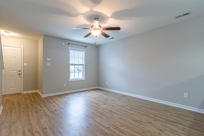 Photo - 133 Glen Cannon Drive