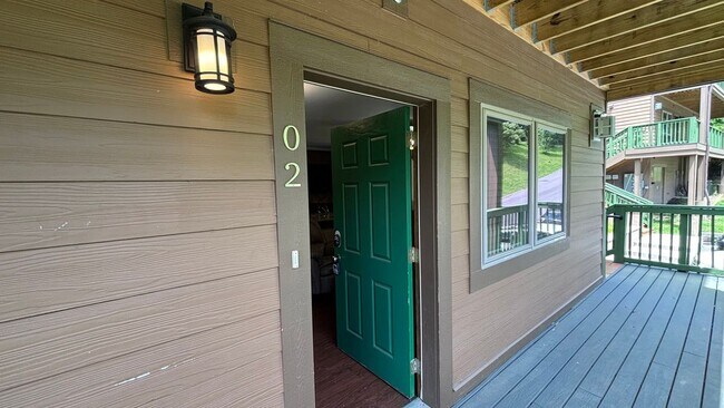 Photo - 121 Village Dr