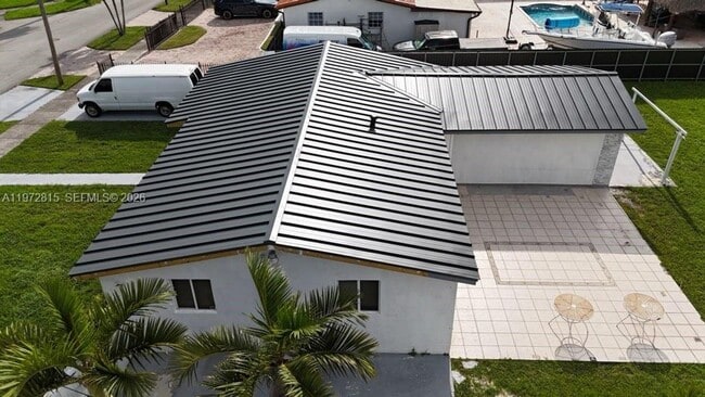 Photo - 10317 SW 7th St