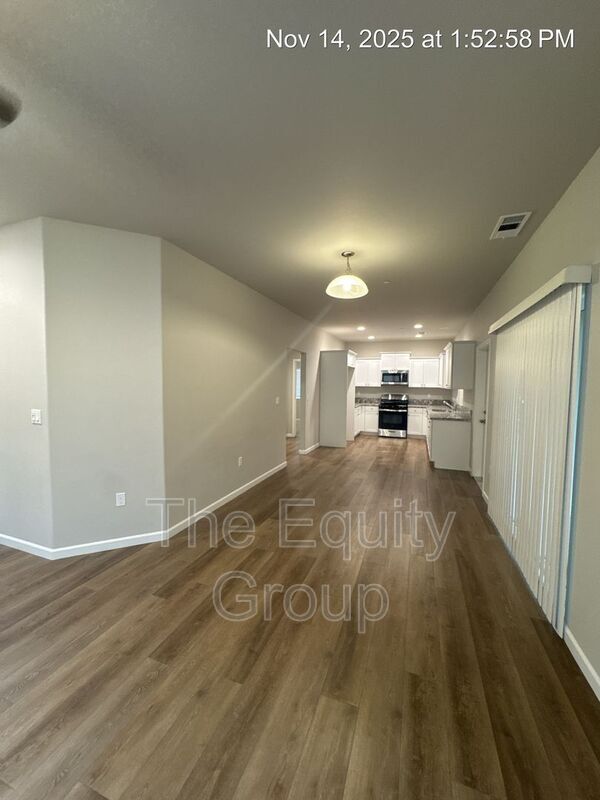 Photo - 519 S Summit St Unit 102